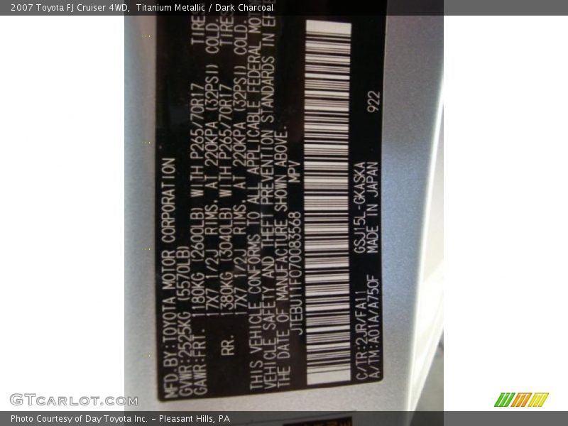 Titanium Metallic / Dark Charcoal 2007 Toyota FJ Cruiser 4WD