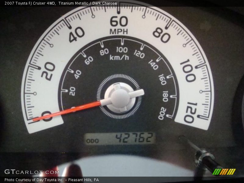 Titanium Metallic / Dark Charcoal 2007 Toyota FJ Cruiser 4WD