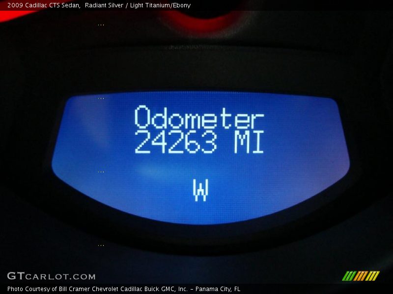 Radiant Silver / Light Titanium/Ebony 2009 Cadillac CTS Sedan