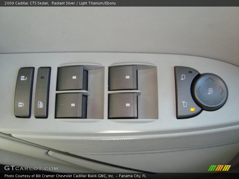 Radiant Silver / Light Titanium/Ebony 2009 Cadillac CTS Sedan