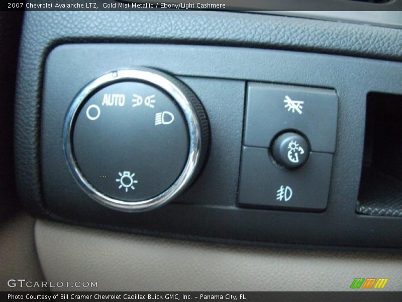 Gold Mist Metallic / Ebony/Light Cashmere 2007 Chevrolet Avalanche LTZ