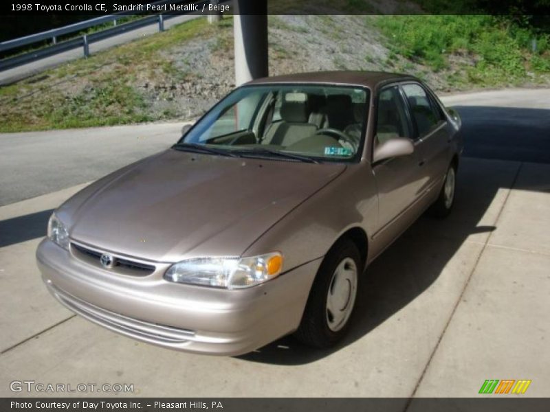 Sandrift Pearl Metallic / Beige 1998 Toyota Corolla CE