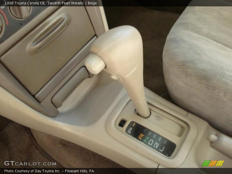Sandrift Pearl Metallic / Beige 1998 Toyota Corolla CE