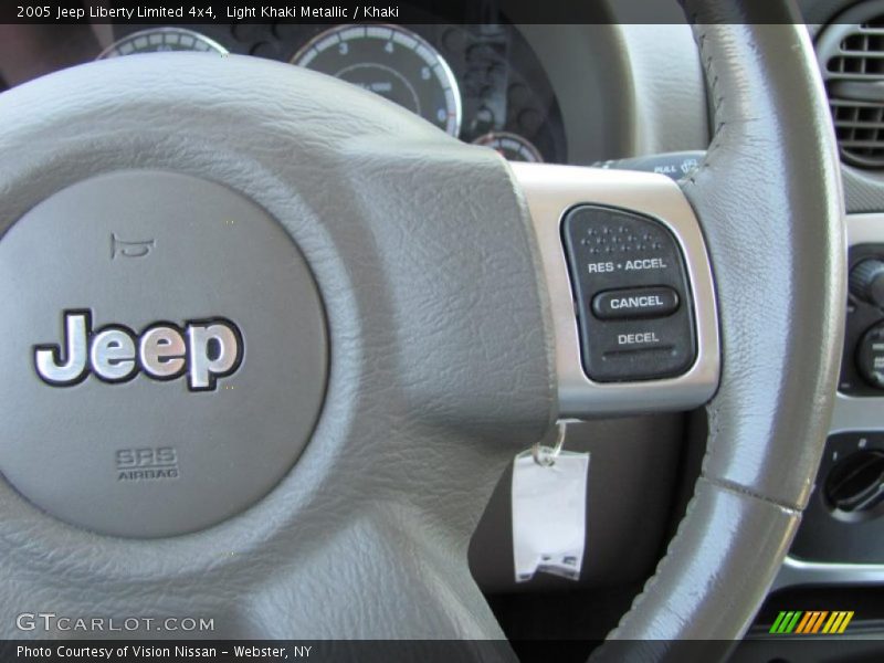 Light Khaki Metallic / Khaki 2005 Jeep Liberty Limited 4x4