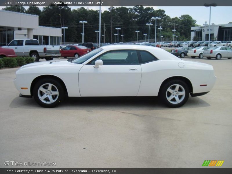 Stone White / Dark Slate Gray 2010 Dodge Challenger SE