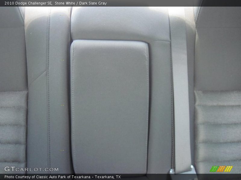 Stone White / Dark Slate Gray 2010 Dodge Challenger SE