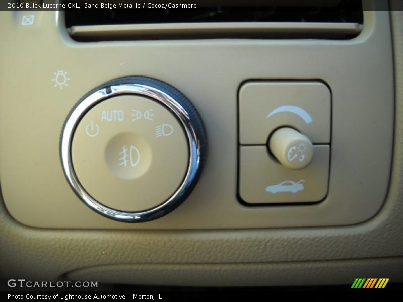 Sand Beige Metallic / Cocoa/Cashmere 2010 Buick Lucerne CXL