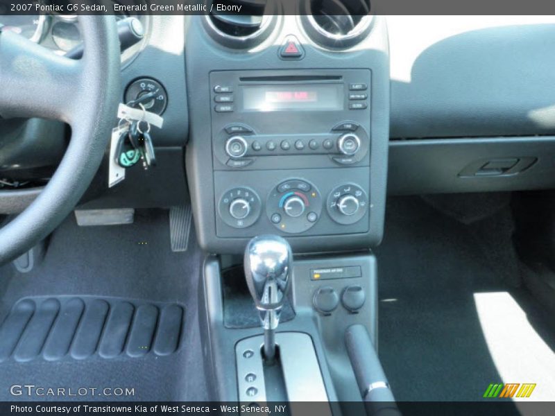 Emerald Green Metallic / Ebony 2007 Pontiac G6 Sedan