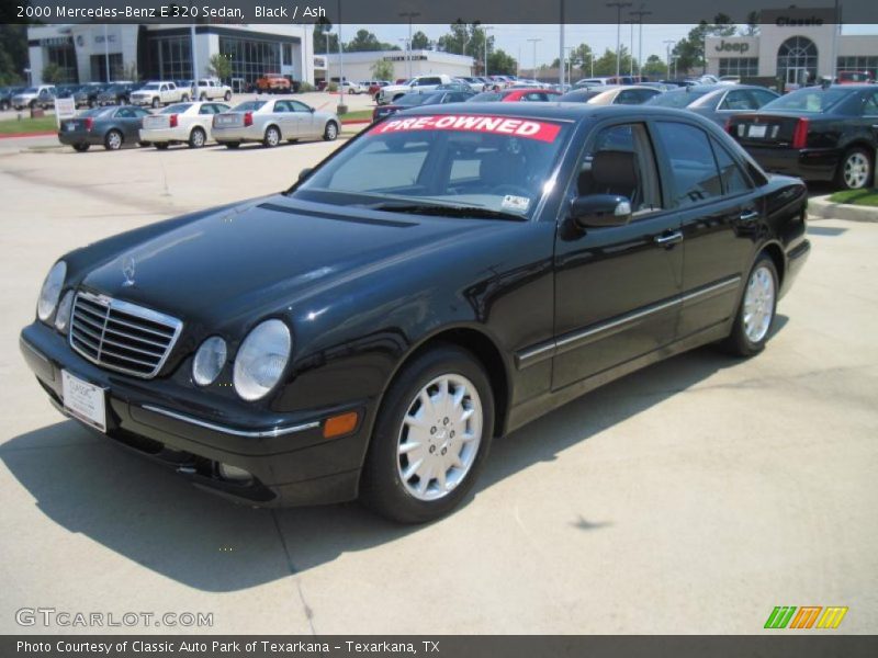 Black / Ash 2000 Mercedes-Benz E 320 Sedan