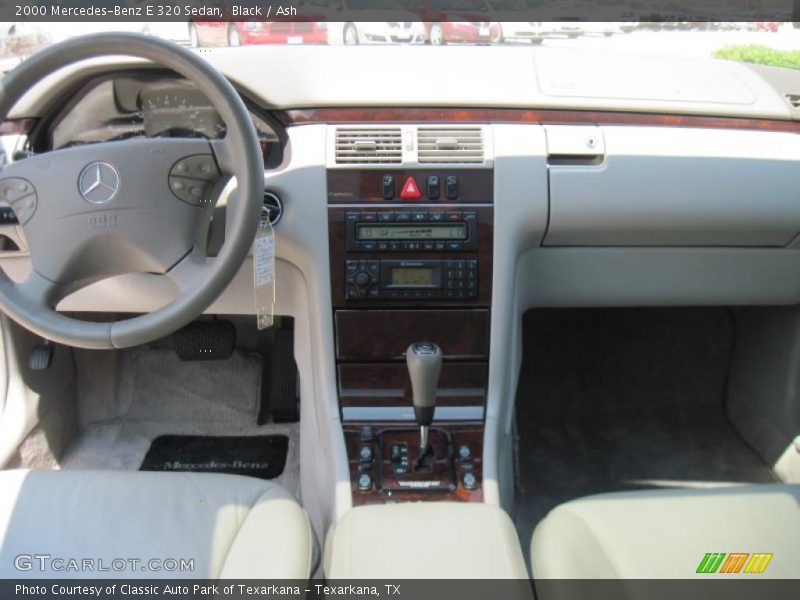 Black / Ash 2000 Mercedes-Benz E 320 Sedan