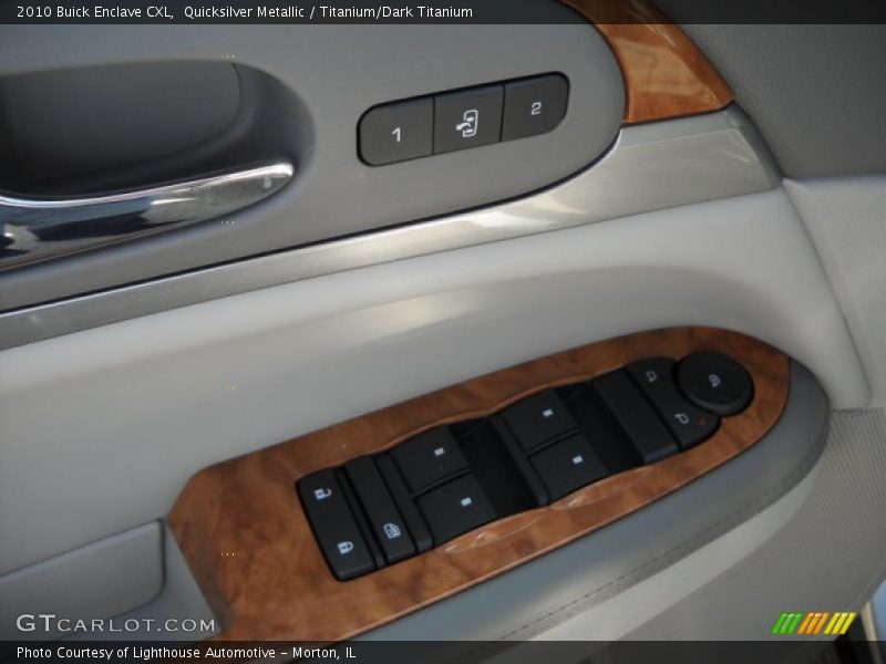 Quicksilver Metallic / Titanium/Dark Titanium 2010 Buick Enclave CXL