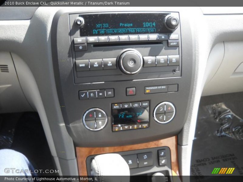 Quicksilver Metallic / Titanium/Dark Titanium 2010 Buick Enclave CXL