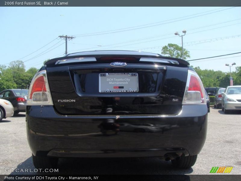 Black / Camel 2006 Ford Fusion SE