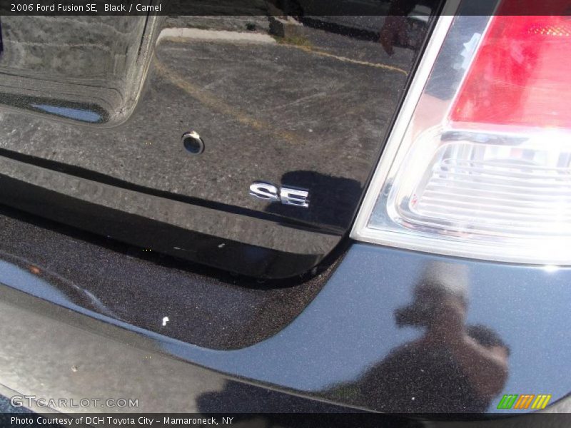 Black / Camel 2006 Ford Fusion SE