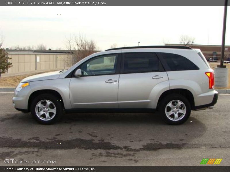 Majestic Silver Metallic / Grey 2008 Suzuki XL7 Luxury AWD