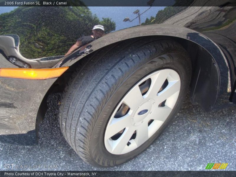 Black / Camel 2006 Ford Fusion SE