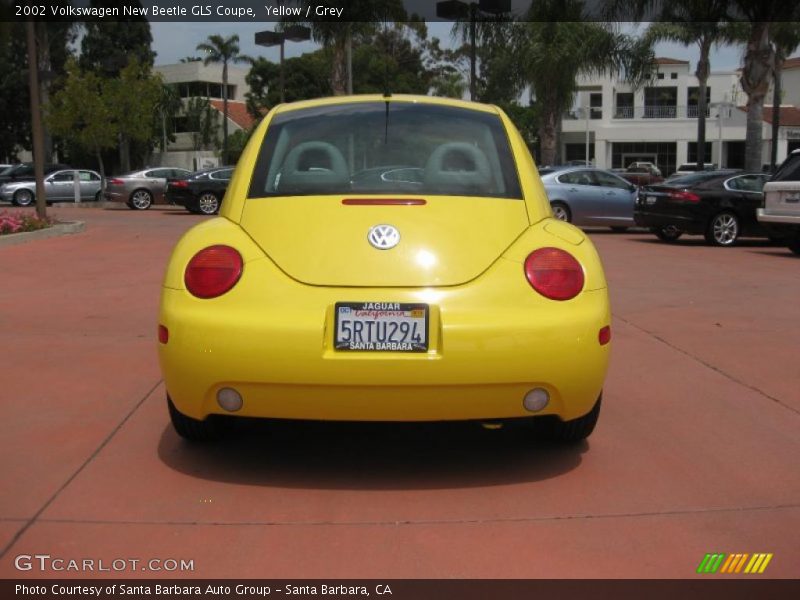 Yellow / Grey 2002 Volkswagen New Beetle GLS Coupe