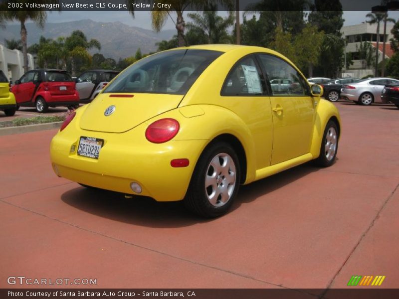 Yellow / Grey 2002 Volkswagen New Beetle GLS Coupe