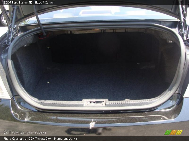 Black / Camel 2006 Ford Fusion SE