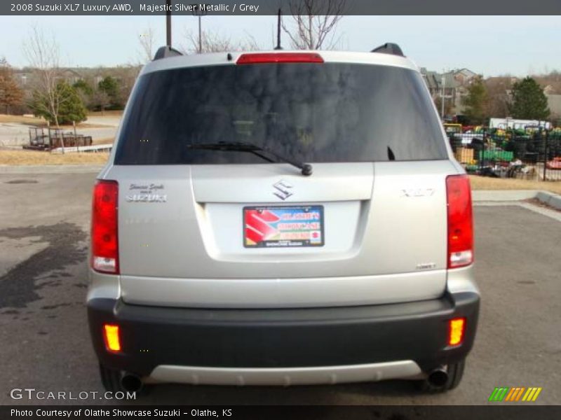 Majestic Silver Metallic / Grey 2008 Suzuki XL7 Luxury AWD