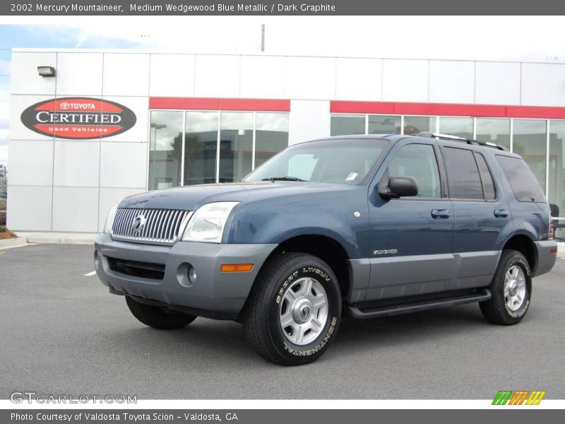 Medium Wedgewood Blue Metallic / Dark Graphite 2002 Mercury Mountaineer