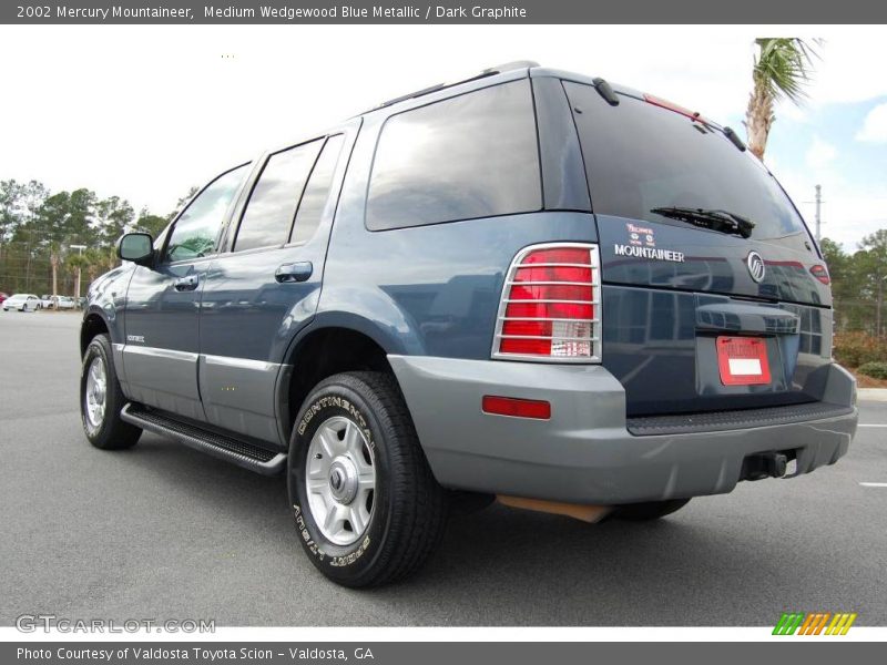 Medium Wedgewood Blue Metallic / Dark Graphite 2002 Mercury Mountaineer
