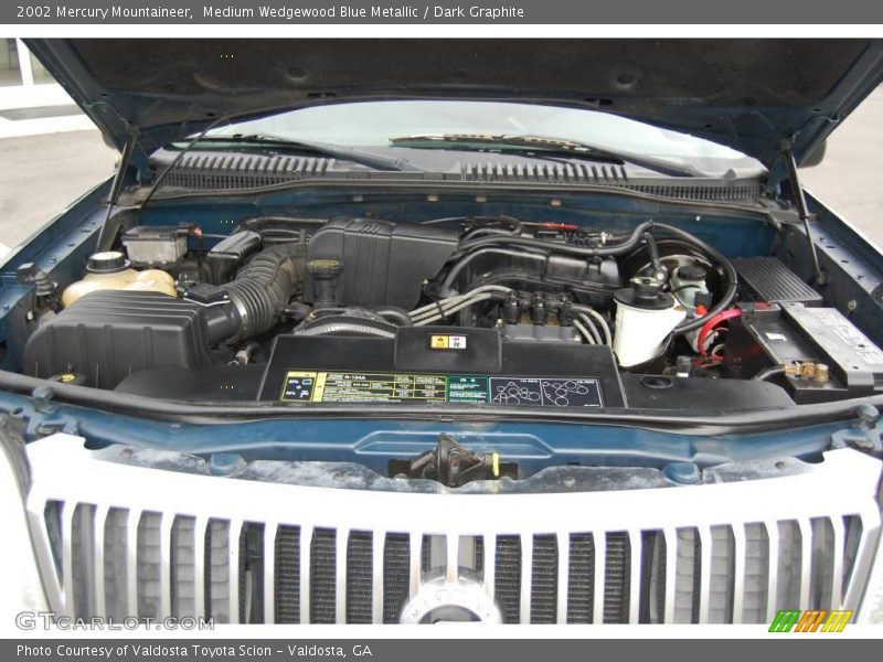 Medium Wedgewood Blue Metallic / Dark Graphite 2002 Mercury Mountaineer