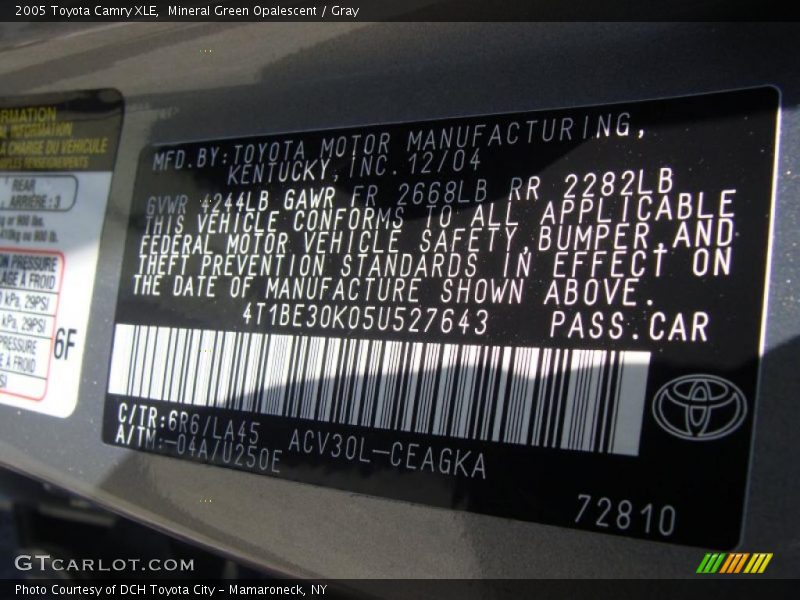 Mineral Green Opalescent / Gray 2005 Toyota Camry XLE