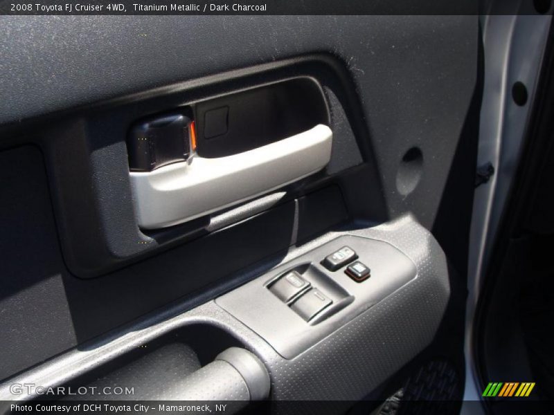 Titanium Metallic / Dark Charcoal 2008 Toyota FJ Cruiser 4WD