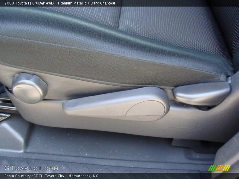 Titanium Metallic / Dark Charcoal 2008 Toyota FJ Cruiser 4WD