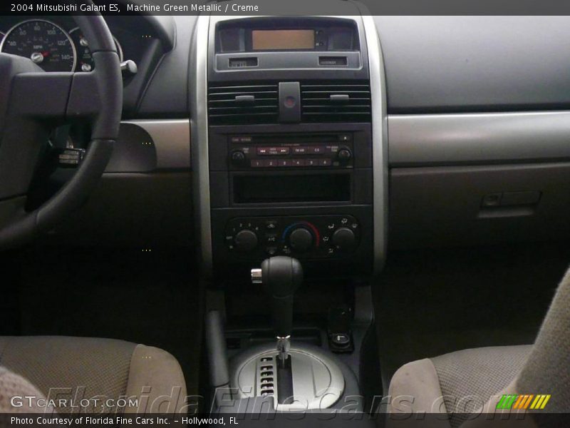 Machine Green Metallic / Creme 2004 Mitsubishi Galant ES