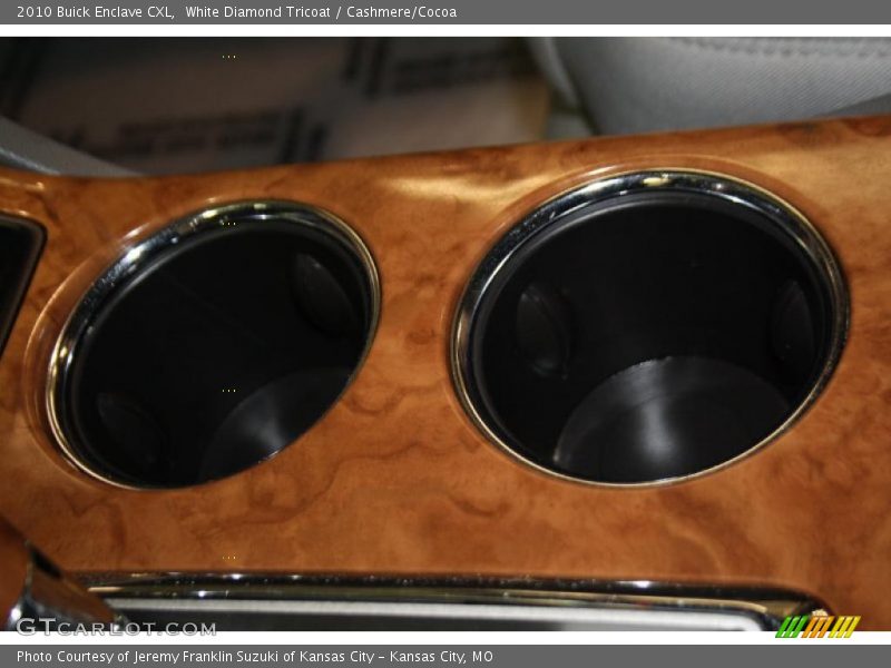 White Diamond Tricoat / Cashmere/Cocoa 2010 Buick Enclave CXL