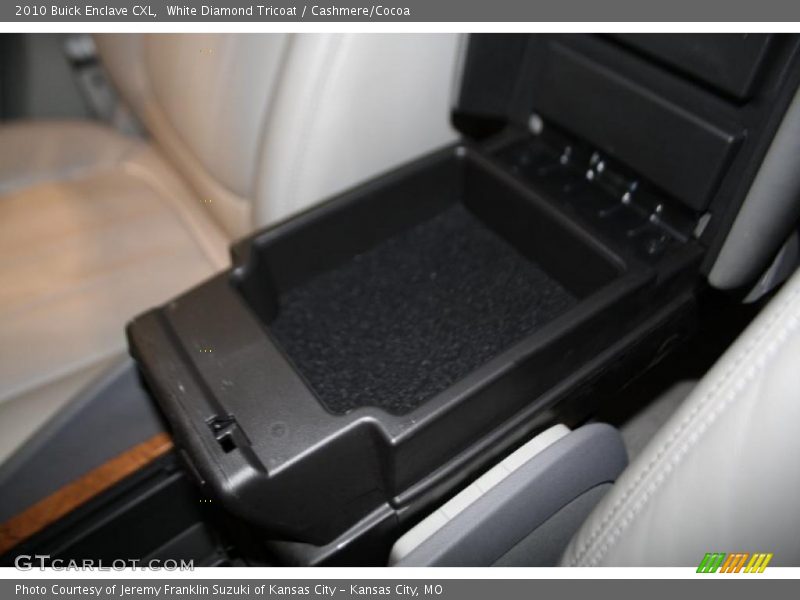 White Diamond Tricoat / Cashmere/Cocoa 2010 Buick Enclave CXL