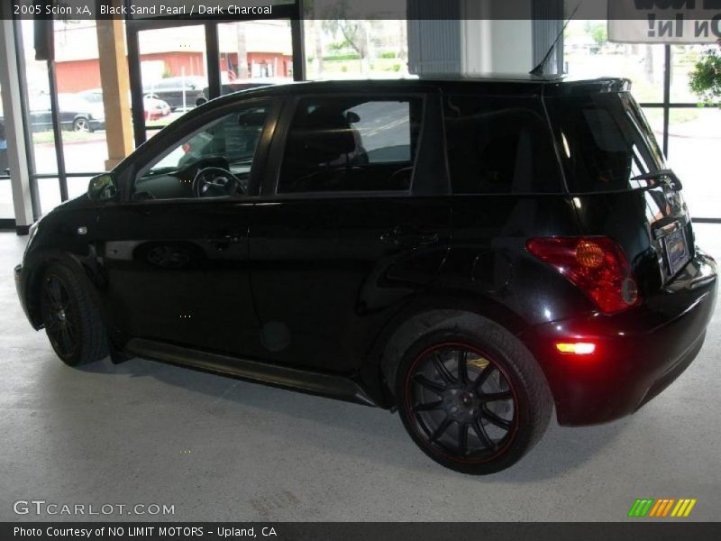 Black Sand Pearl / Dark Charcoal 2005 Scion xA