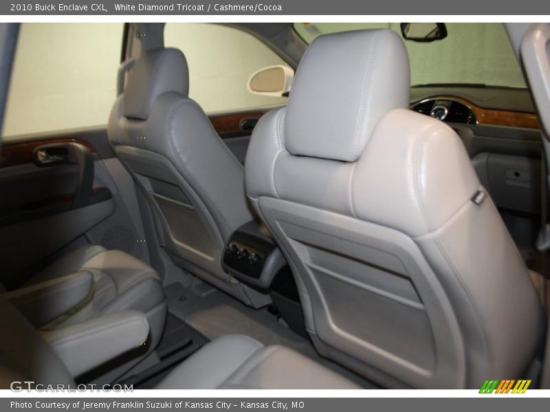 White Diamond Tricoat / Cashmere/Cocoa 2010 Buick Enclave CXL