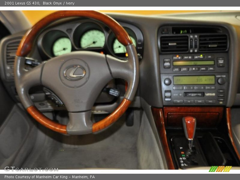Black Onyx / Ivory 2001 Lexus GS 430