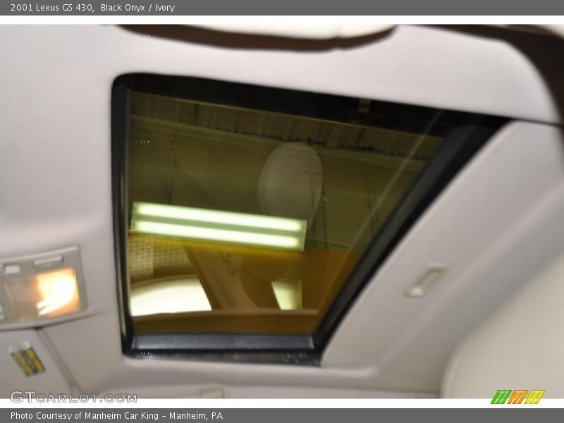 Black Onyx / Ivory 2001 Lexus GS 430