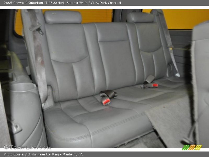 Summit White / Gray/Dark Charcoal 2006 Chevrolet Suburban LT 1500 4x4