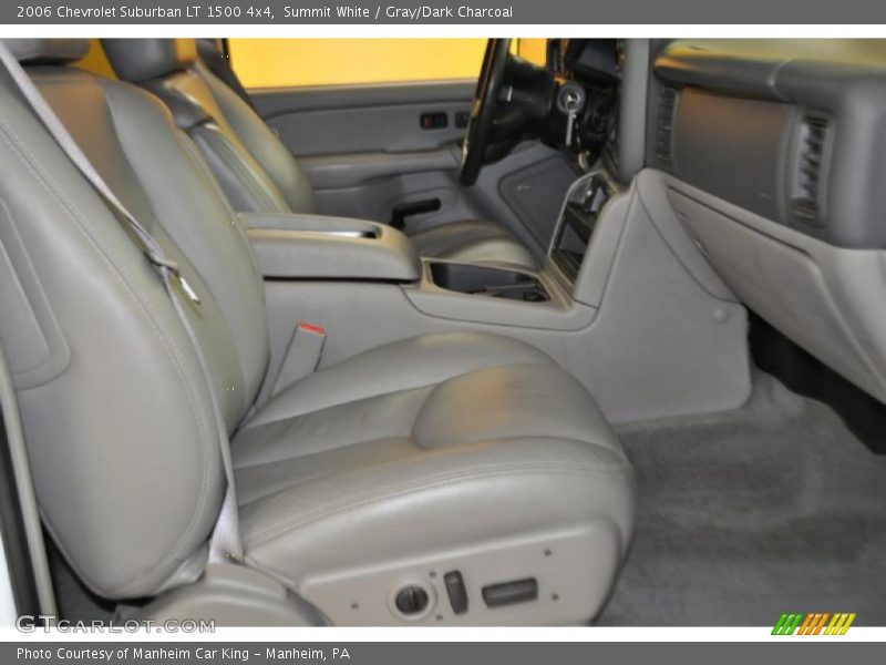 Summit White / Gray/Dark Charcoal 2006 Chevrolet Suburban LT 1500 4x4