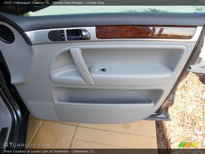 Offroad Grey Metallic / Kristal Grey 2005 Volkswagen Touareg V8