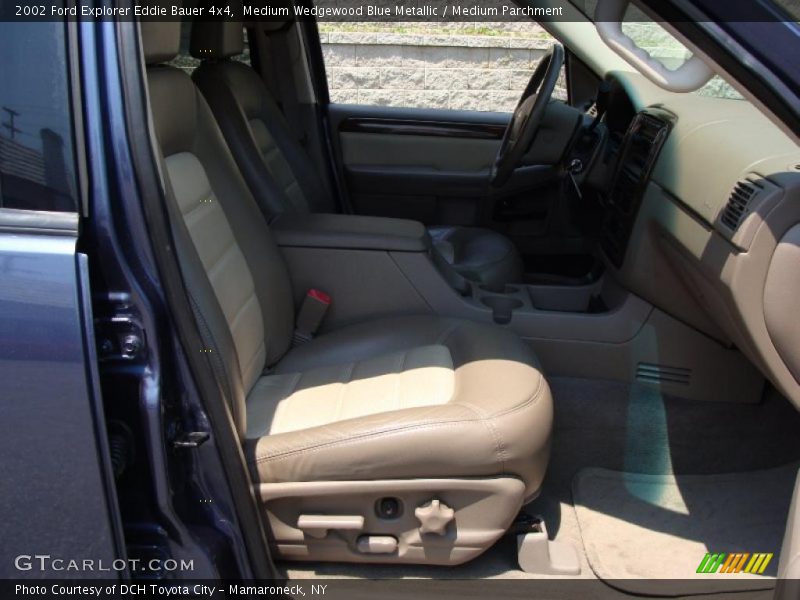 Medium Wedgewood Blue Metallic / Medium Parchment 2002 Ford Explorer Eddie Bauer 4x4