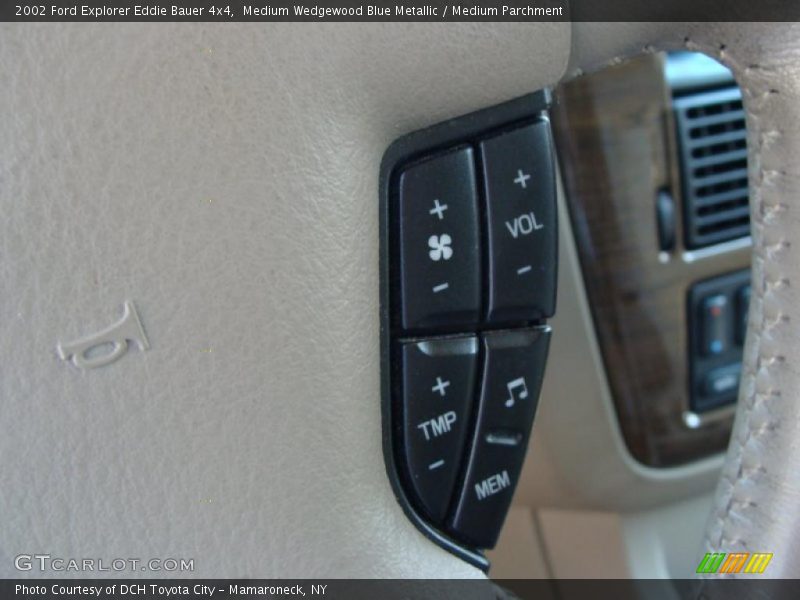 Medium Wedgewood Blue Metallic / Medium Parchment 2002 Ford Explorer Eddie Bauer 4x4