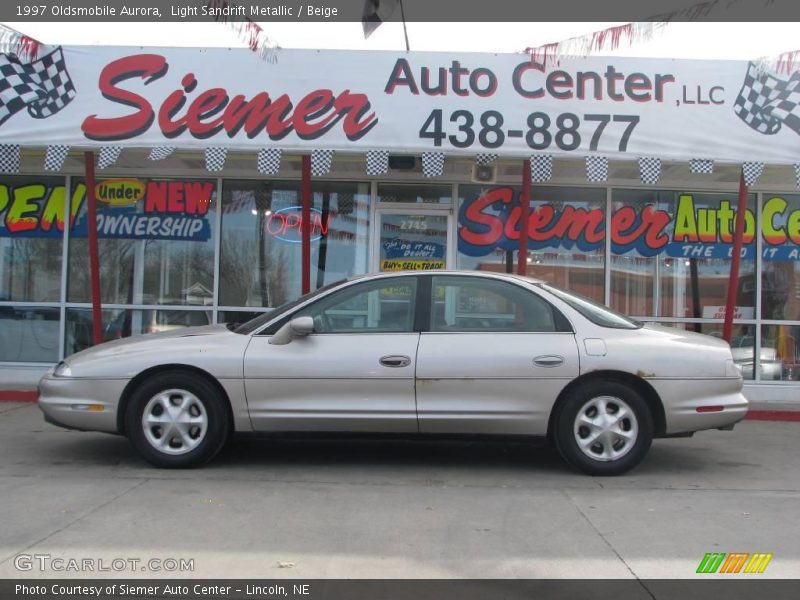 Light Sandrift Metallic / Beige 1997 Oldsmobile Aurora