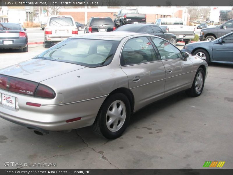Light Sandrift Metallic / Beige 1997 Oldsmobile Aurora