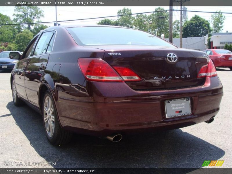 Cassis Red Pearl / Light Gray 2006 Toyota Avalon Limited