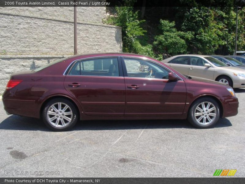Cassis Red Pearl / Light Gray 2006 Toyota Avalon Limited