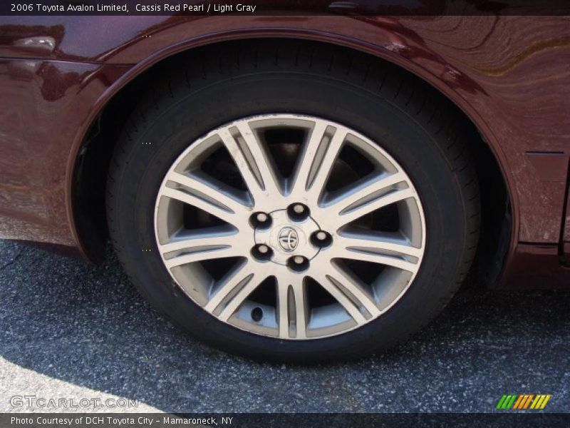 Cassis Red Pearl / Light Gray 2006 Toyota Avalon Limited