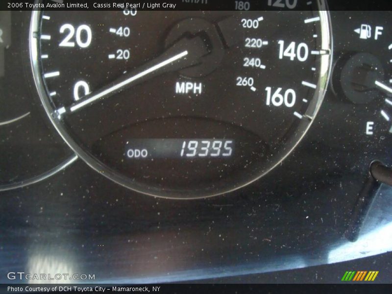 Cassis Red Pearl / Light Gray 2006 Toyota Avalon Limited