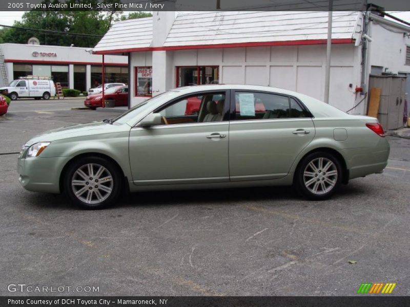 Silver Pine Mica / Ivory 2005 Toyota Avalon Limited