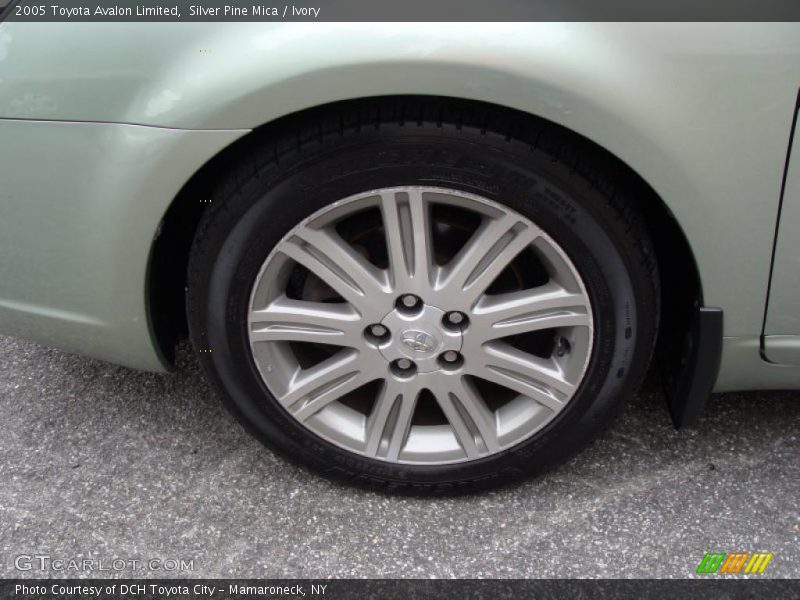 Silver Pine Mica / Ivory 2005 Toyota Avalon Limited